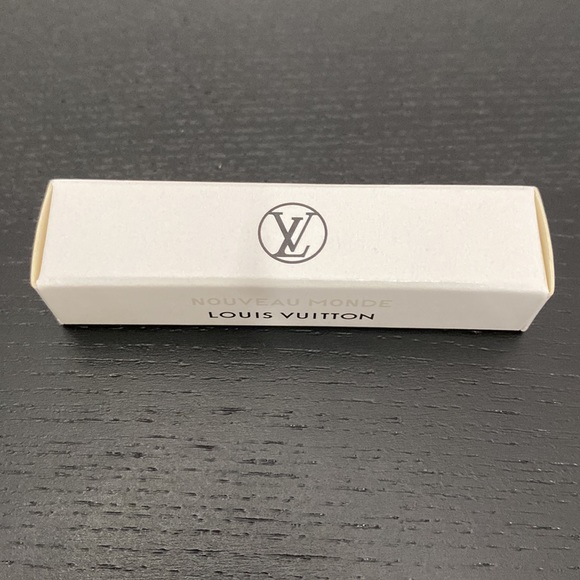 Louis Vuitton Nouveau Monde Perfume Sample Spray Bottle - 2ml size - Picture 4 of 4
